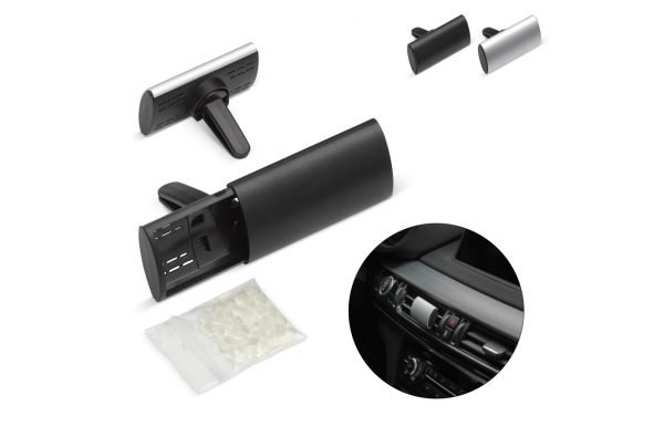 Samochodowy odświeżacz powietrza na kratkę wentylacyjną